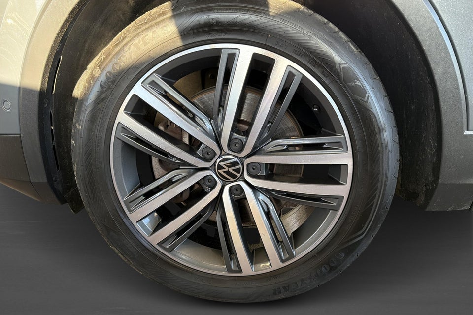 VW Tiguan 1,4 eHybrid Elegance DSG 5d