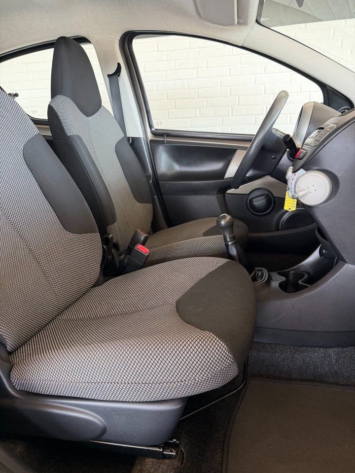 Toyota Aygo 1,0 VVT-i T2 Air 5d