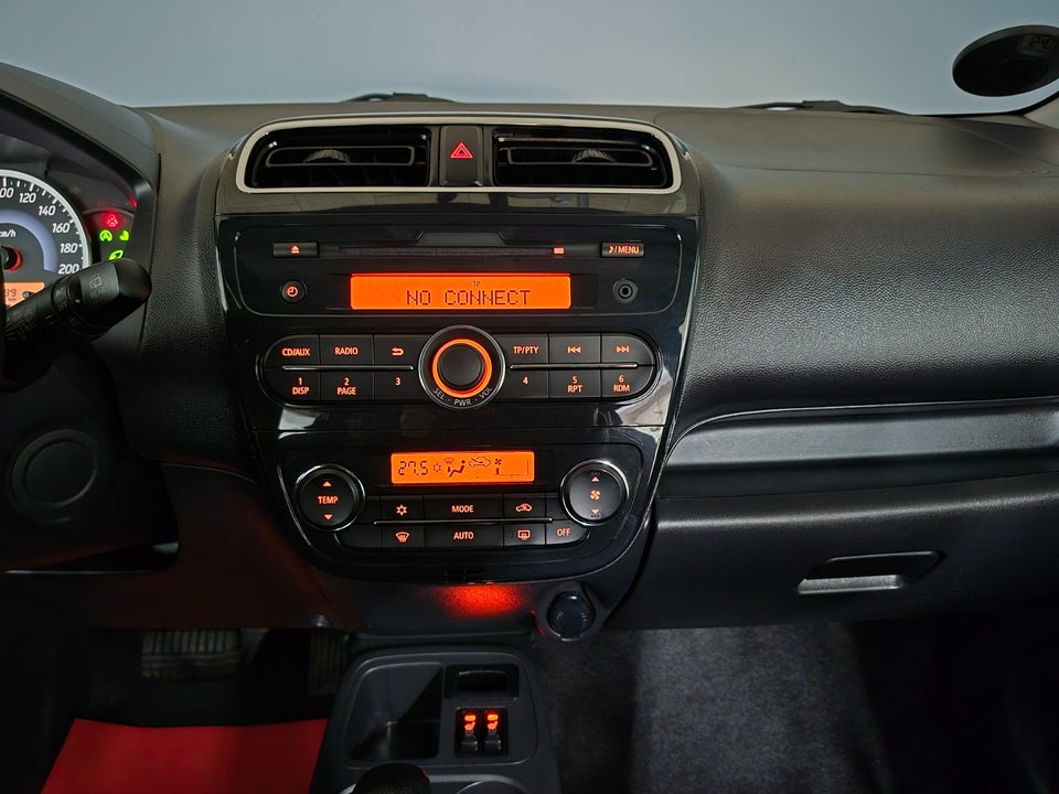 Mitsubishi Space Star 1,2 Limited CVT 5d