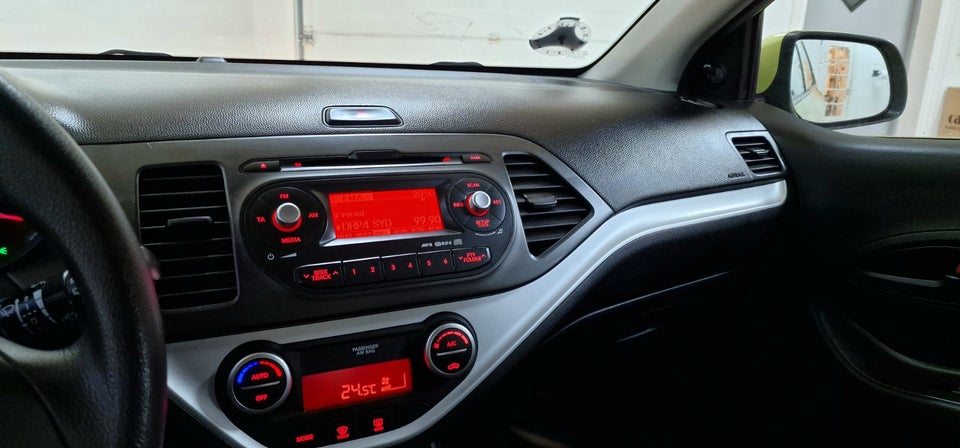 Kia Picanto 1,0 Collect Clim Cross 5d