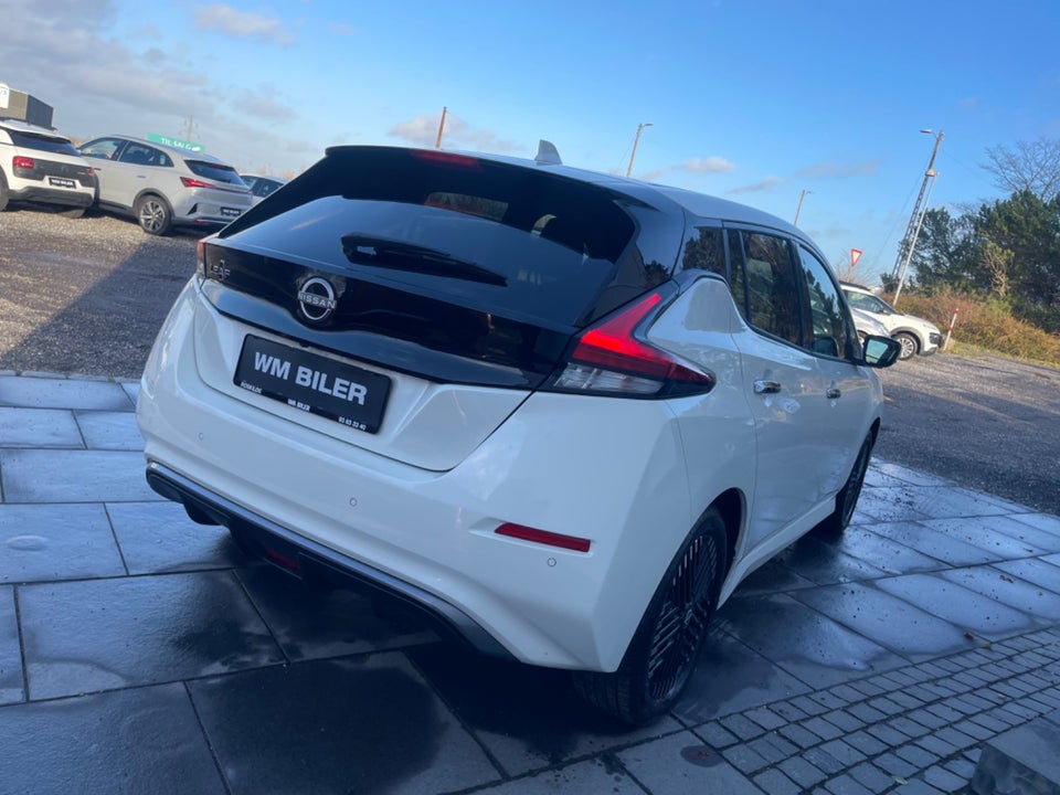 Nissan Leaf 39 N-Connecta 5d