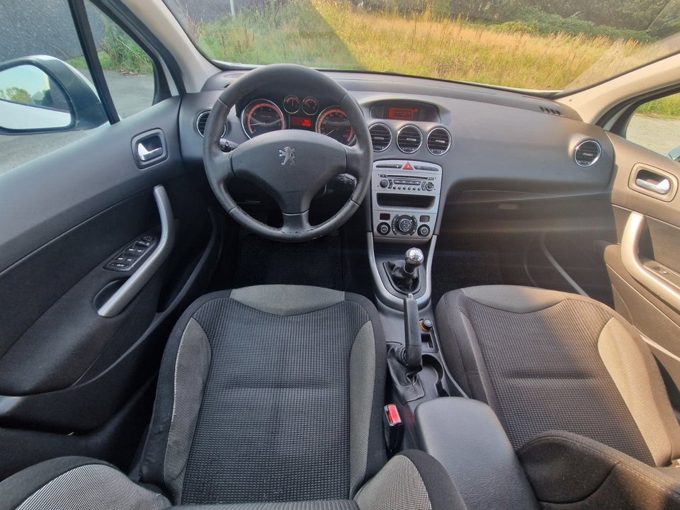 Peugeot 308 1,6 VTi Comfort+ 5d