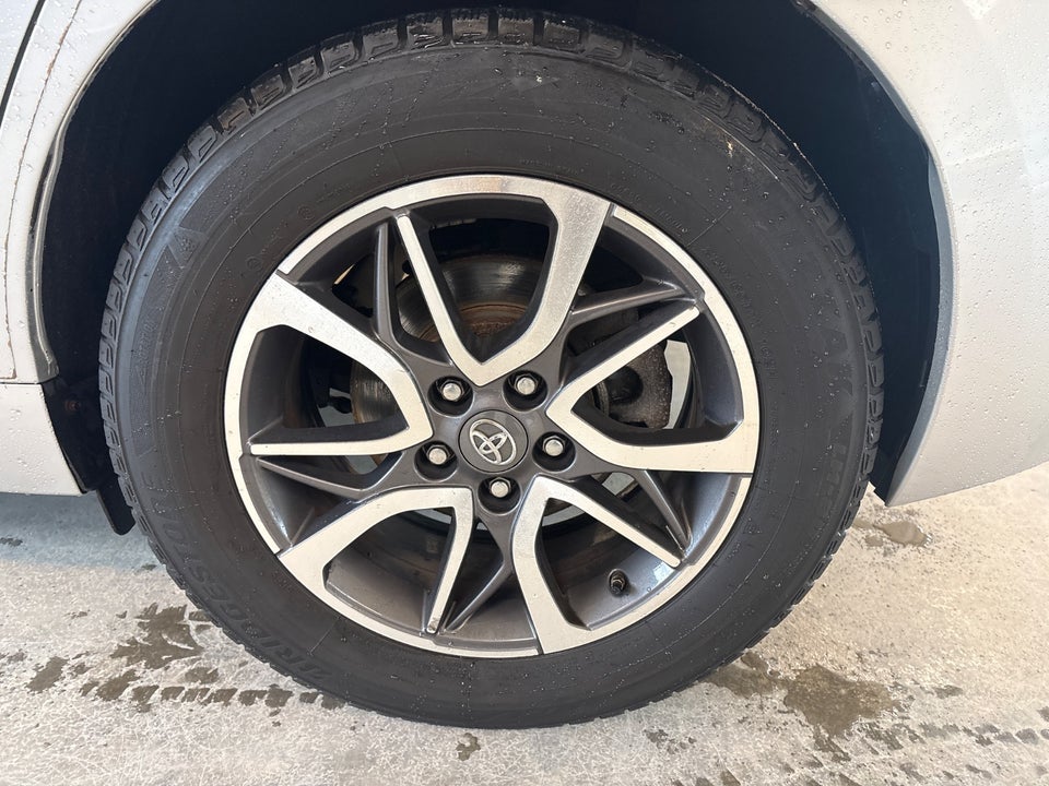 Toyota Verso 1,8 VVT-i T2 7prs 5d