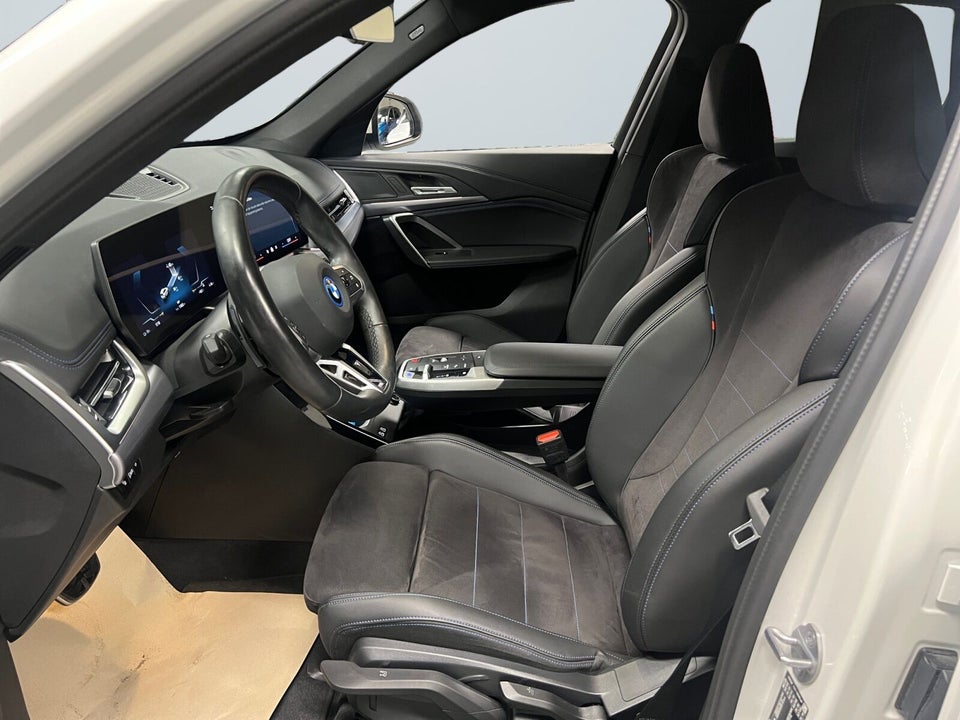 BMW iX1 eDrive20 M-Sport 5d