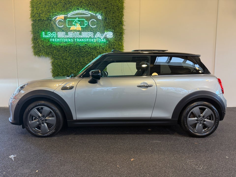 MINI Cooper SE Classic Trim 3d