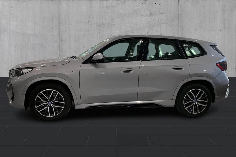 BMW iX1 eDrive20 M-Sport 5d