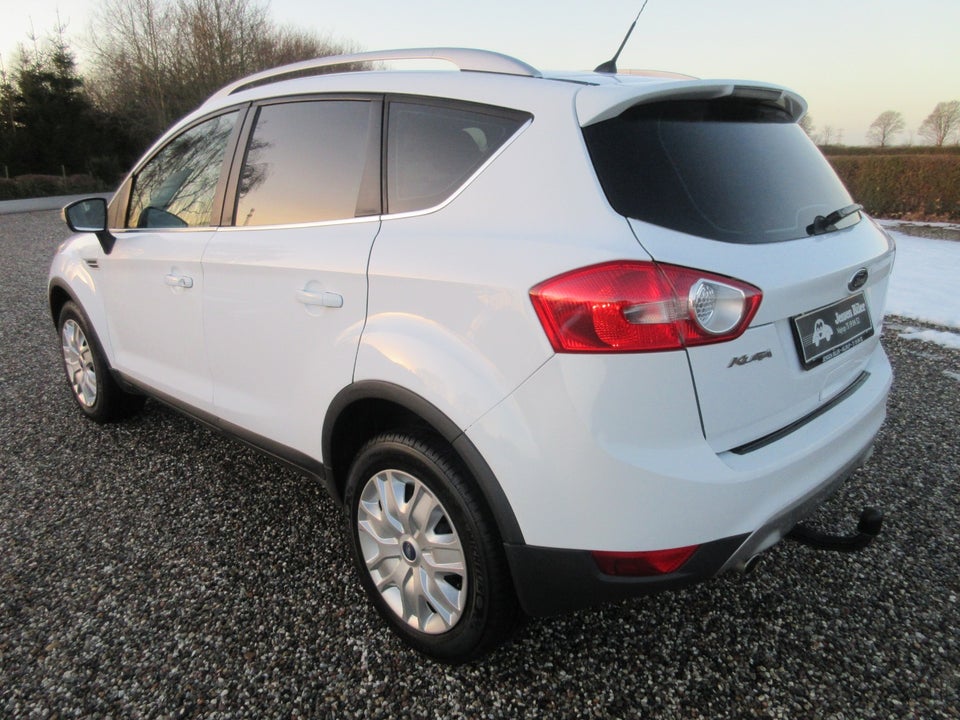 Ford Kuga 2,0 TDCi 140 Titanium 5d