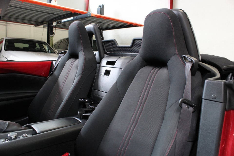 Mazda MX-5 1,5 SkyActiv-G 131 Roadster 2d