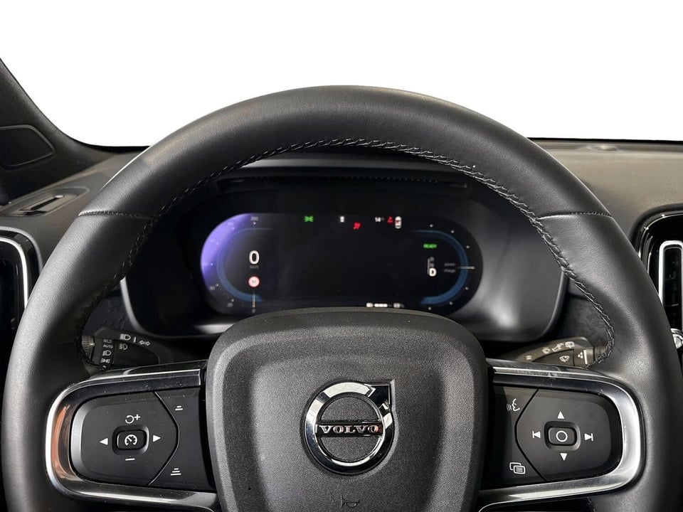 Volvo XC40 ReCharge Twin Plus 5d