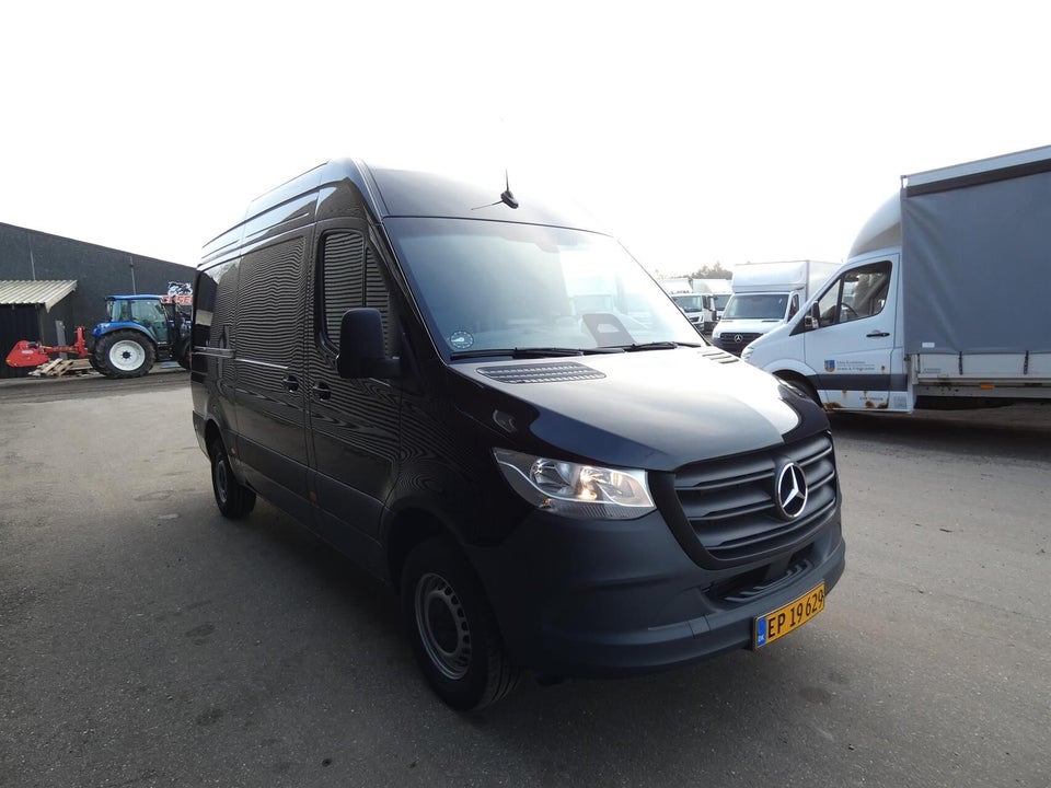 Mercedes Sprinter 317 2,0 CDi A2 Kassevogn PRO aut. RWD