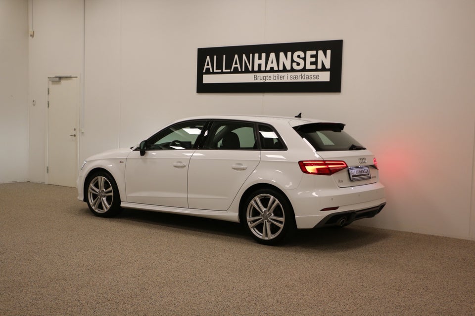 Audi A3 30 TDi Sport Sportback S-tr. 5d