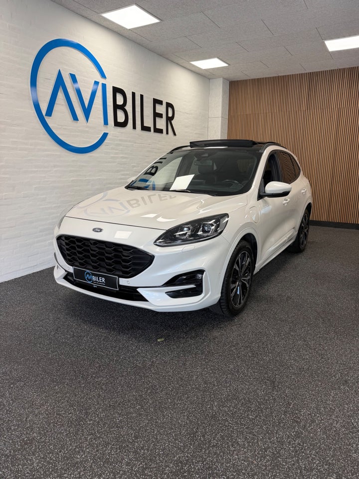 Ford Kuga 2,5 PHEV ST-Line X CVT 5d