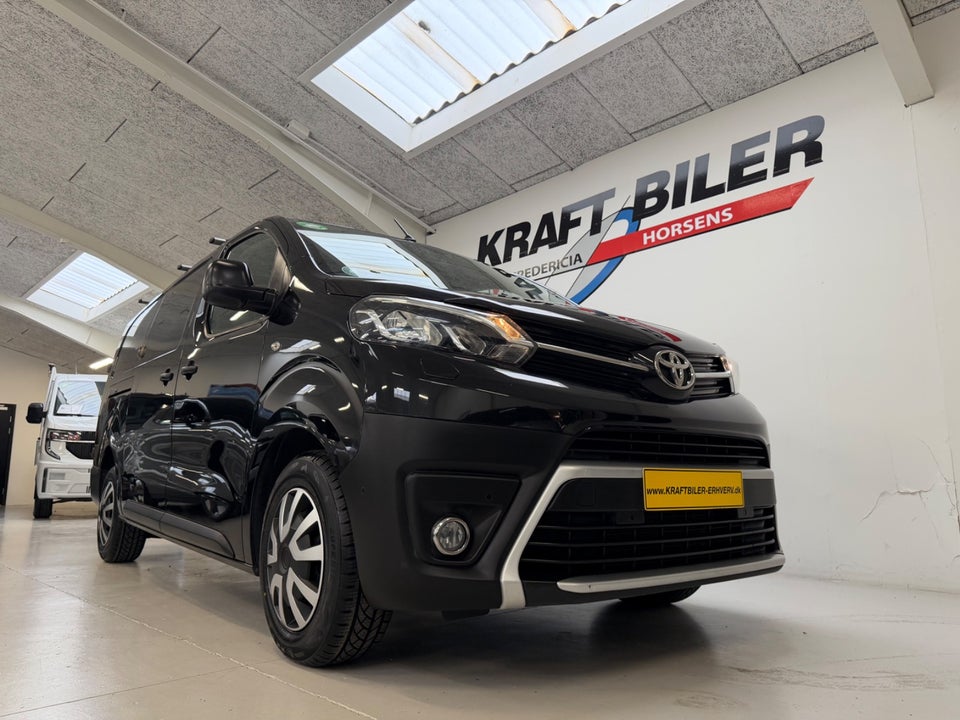 Toyota ProAce 2,0 D 120 Long Comfort Master aut. 5d