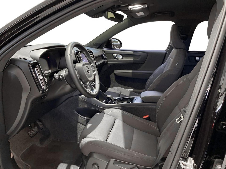 Volvo XC40 ReCharge Twin Plus 5d