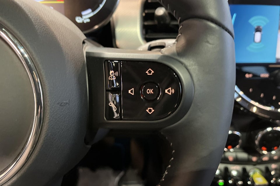 MINI Cooper SE Yours Trim 3d