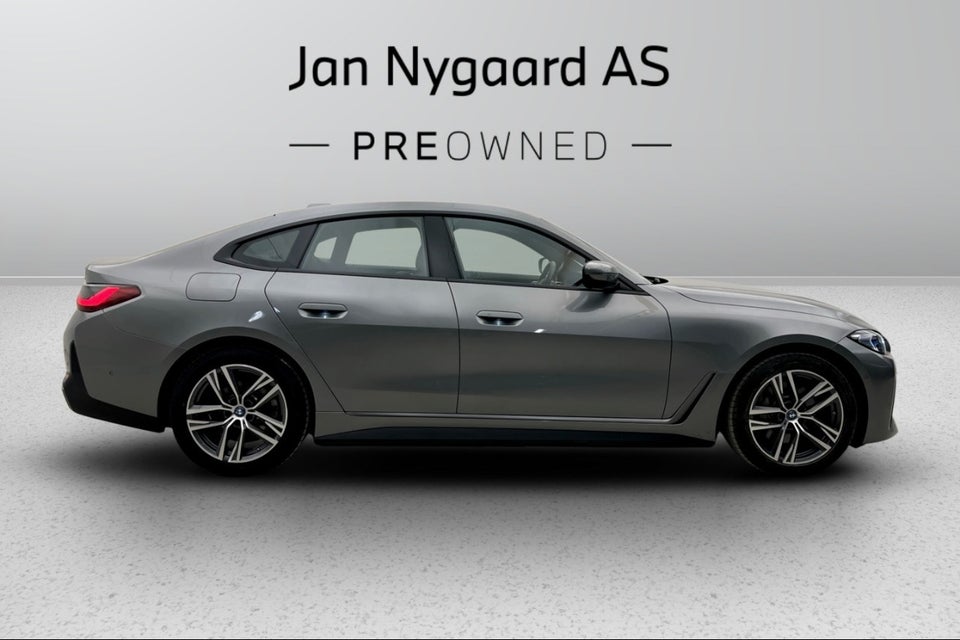 BMW i4 eDrive40 Charged Plus 5d