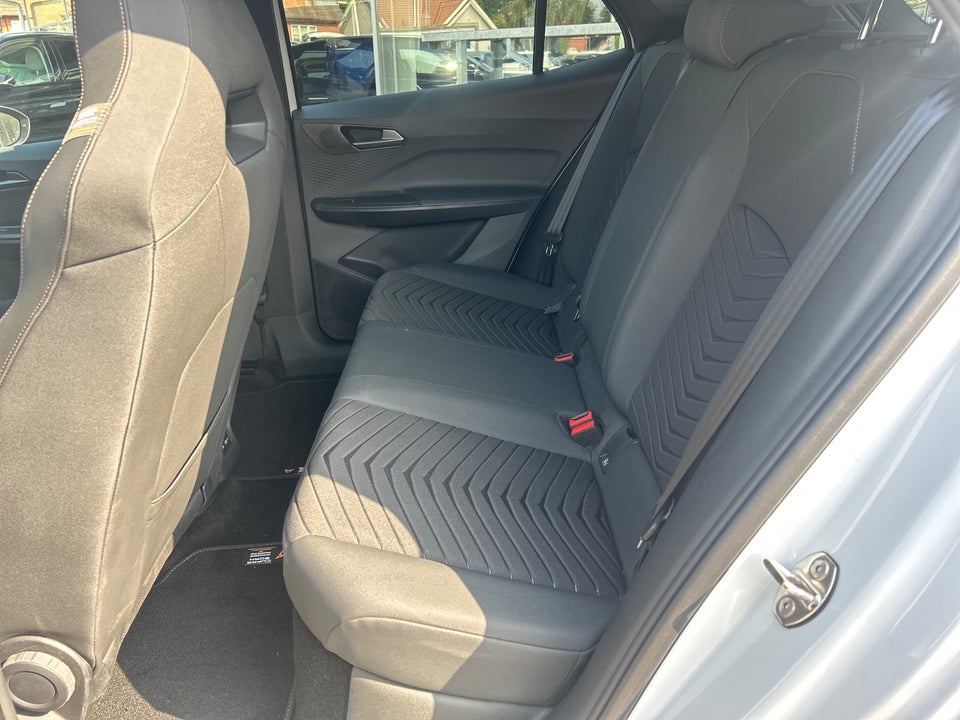 Cupra Born 59 e-Boost 5d