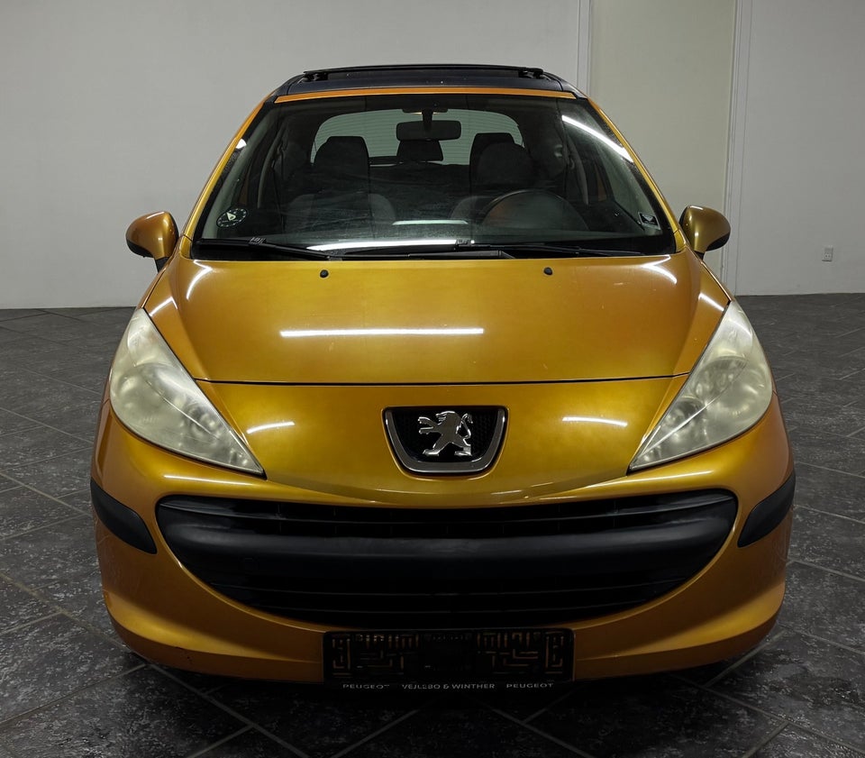 Peugeot 207 1,6 HDi 109 Premium 3d