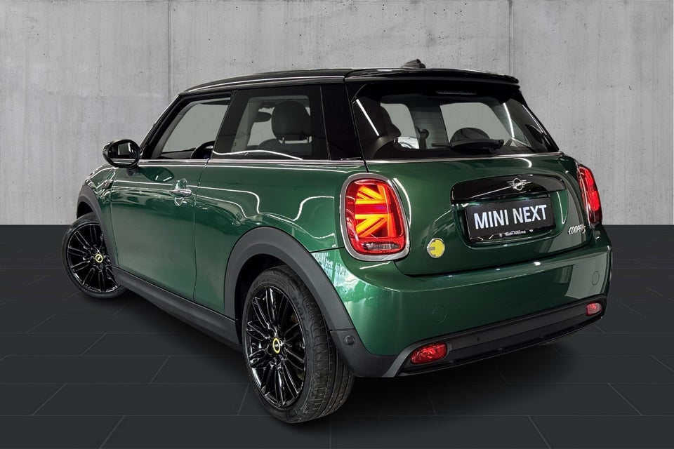 MINI Cooper SE Classic Trim 3d