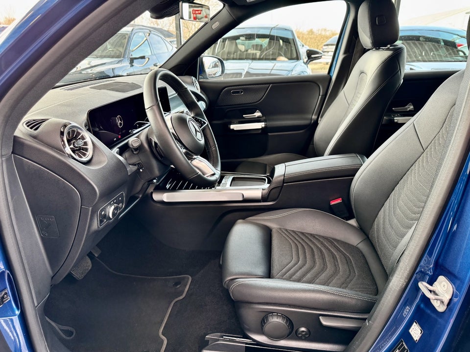 Mercedes EQB250+ Progressive 5d