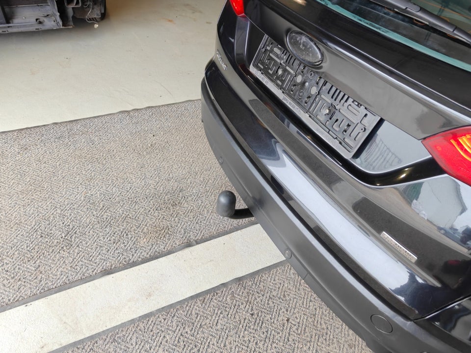 Ford Focus 1,6 TDCi 115 Titanium stc. 5d