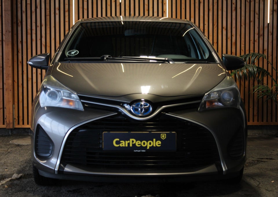 Toyota Yaris 1,5 Hybrid H2 e-CVT Van 5d