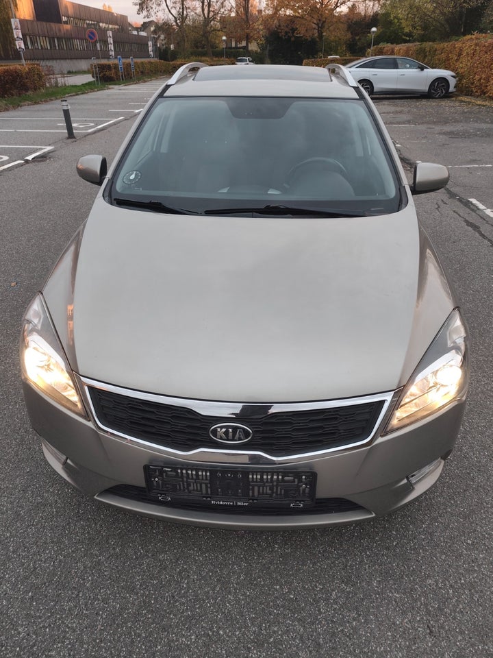 Kia Ceed 1,6 CVVT Active Fashion SW aut. 5d