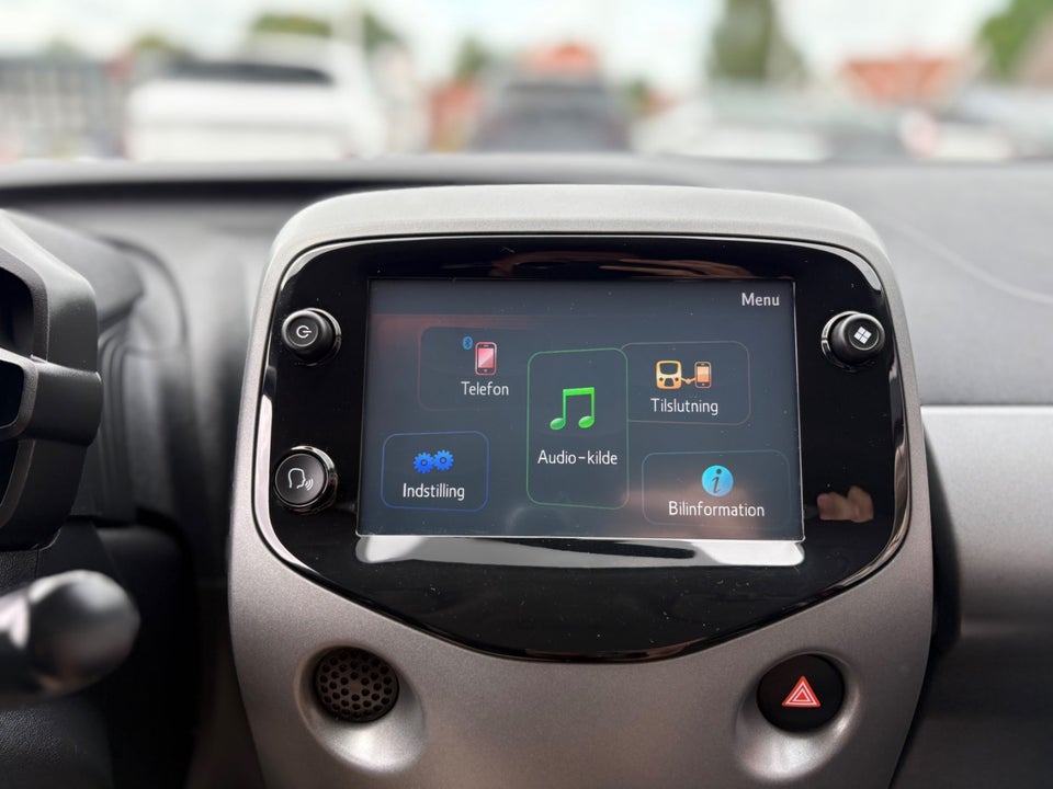 Toyota Aygo 1,0 VVT-i x-press 5d
