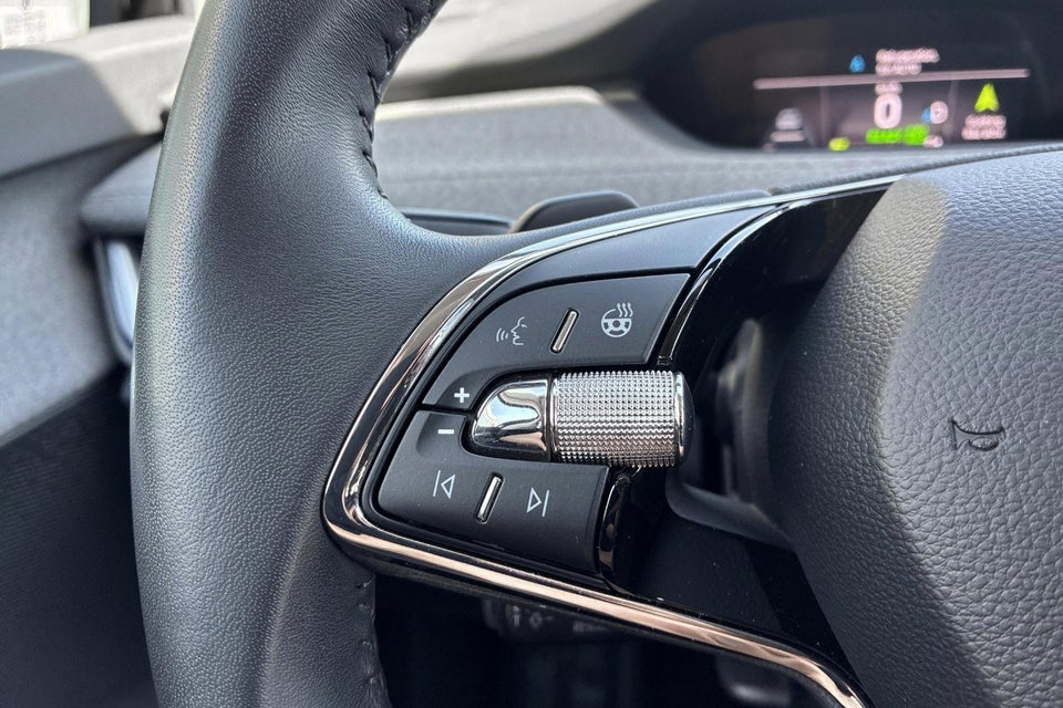 Skoda Enyaq 60 iV Loft 5d