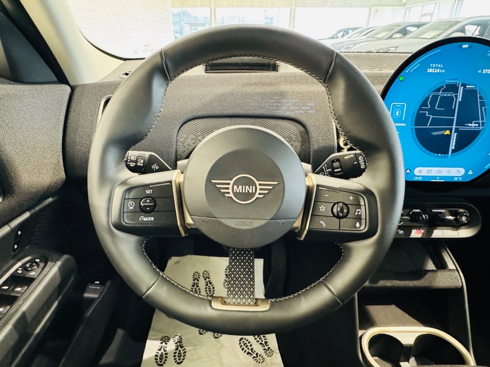MINI Countryman E Classic Trim M 5d