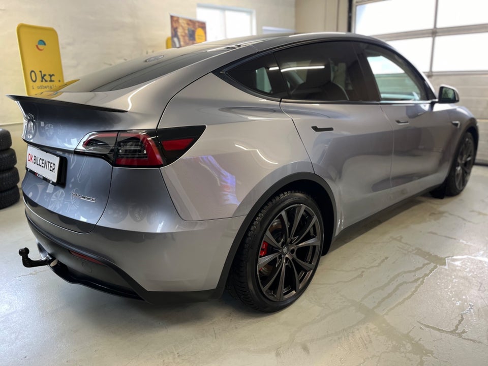 Tesla Model Y Performance AWD 5d