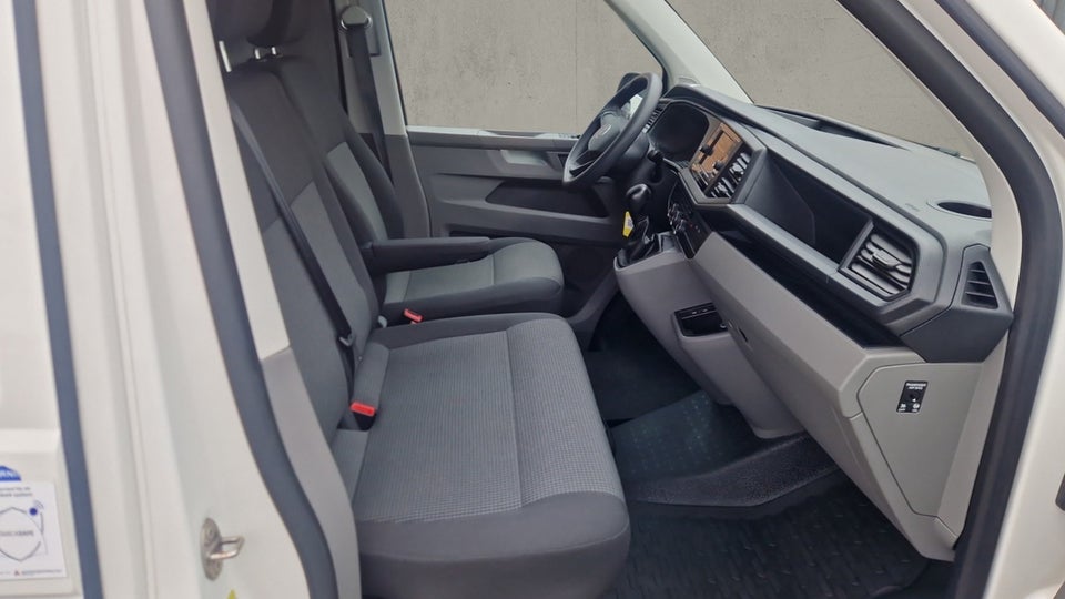 VW Transporter 2,0 TDi 150 Kassevogn DSG lang