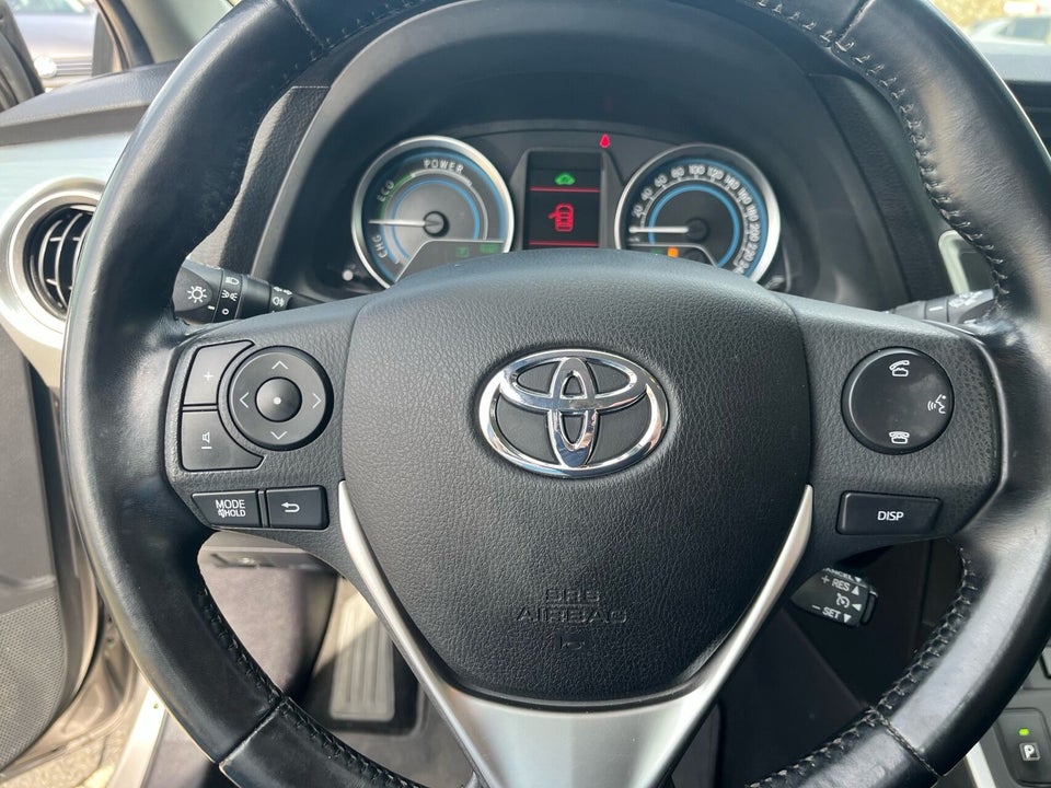 Toyota Auris 1,8 Hybrid H2+ Touring Sports CVT 5d