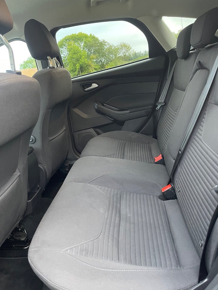 Ford Focus 1,0 SCTi 125 Business 5d