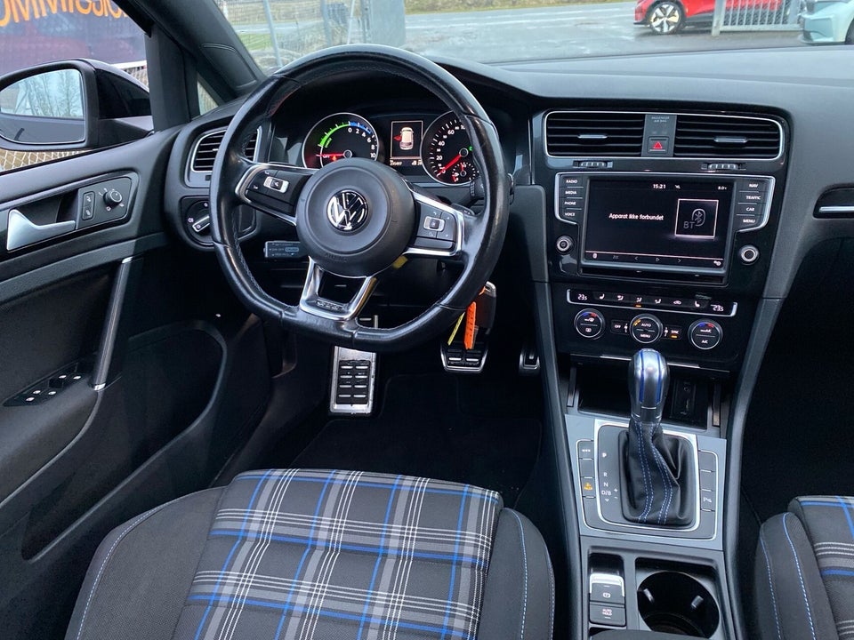 VW Golf VII 1,4 GTE DSG 5d