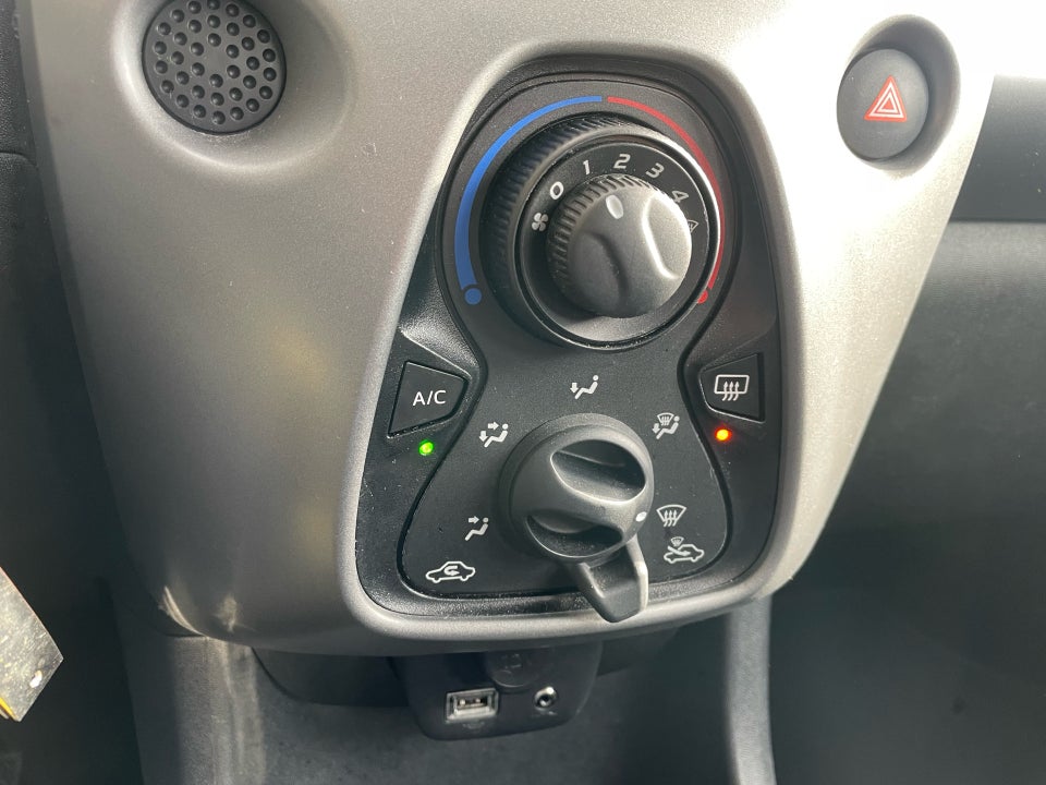 Toyota Aygo 1,0 VVT-i Sense 5d