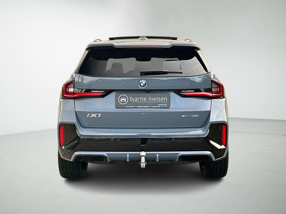 BMW iX1 xDrive30 M-Sport 5d