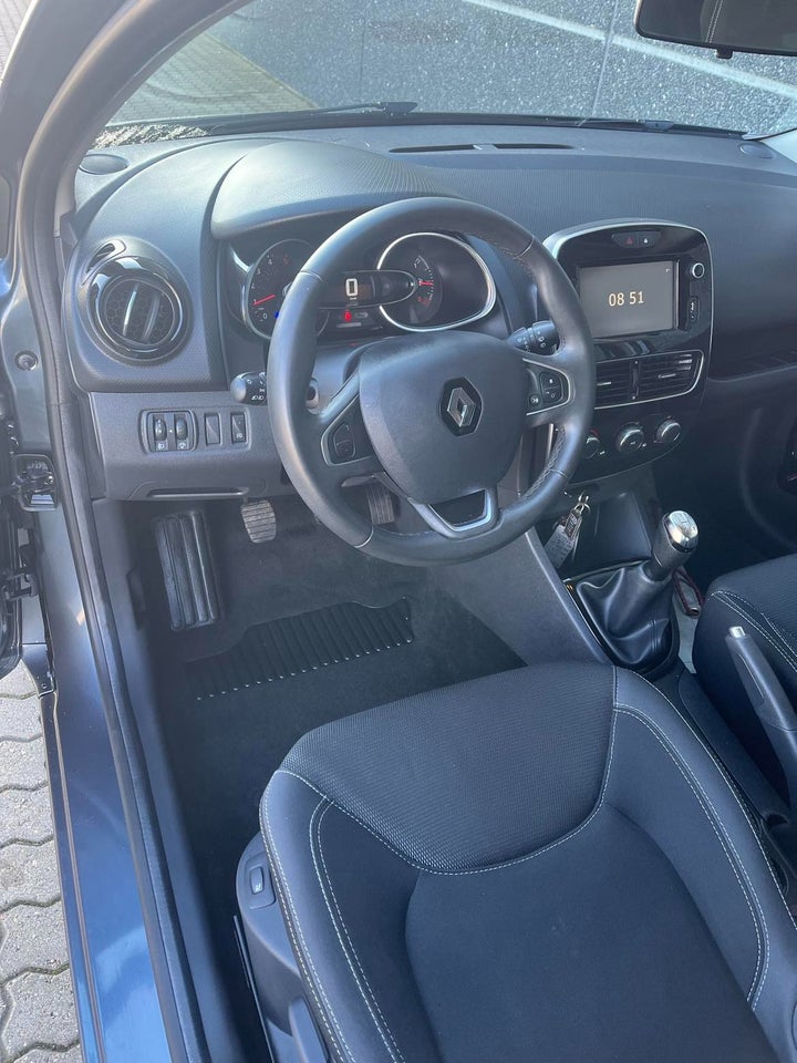 Renault Clio IV 1,5 dCi 90 Zen Sport Tourer 5d