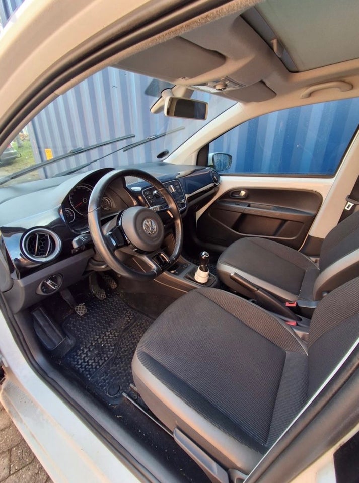 VW Up! 1,0 75 Club Up! BMT 5d