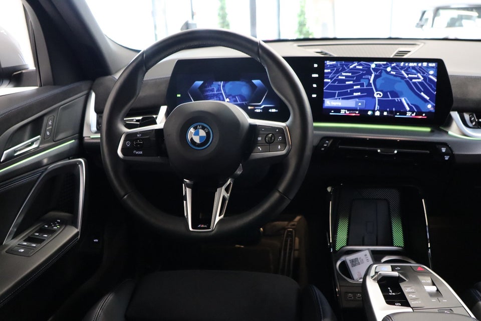 BMW iX2 xDrive30 M-Sport 5d