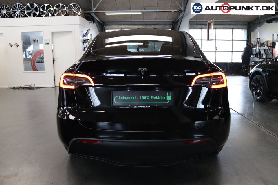 Tesla Model Y Long Range RWD 5d