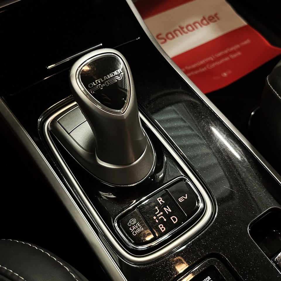 Mitsubishi Outlander 2,4 PHEV Instyle CVT 4WD 5d