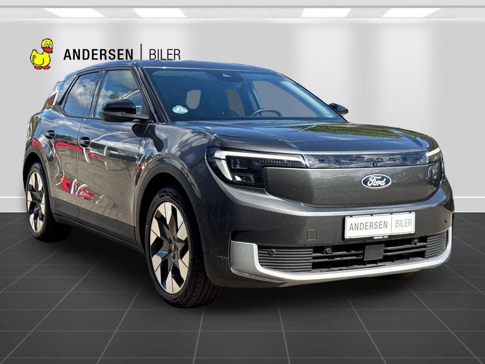 Ford Explorer 77 Premium Extended Range 5d