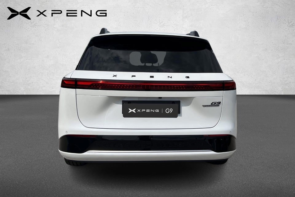 Xpeng G9 Performance 5d