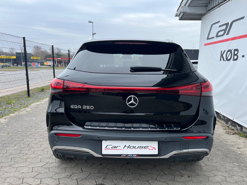 Mercedes EQA250 AMG Line 5d