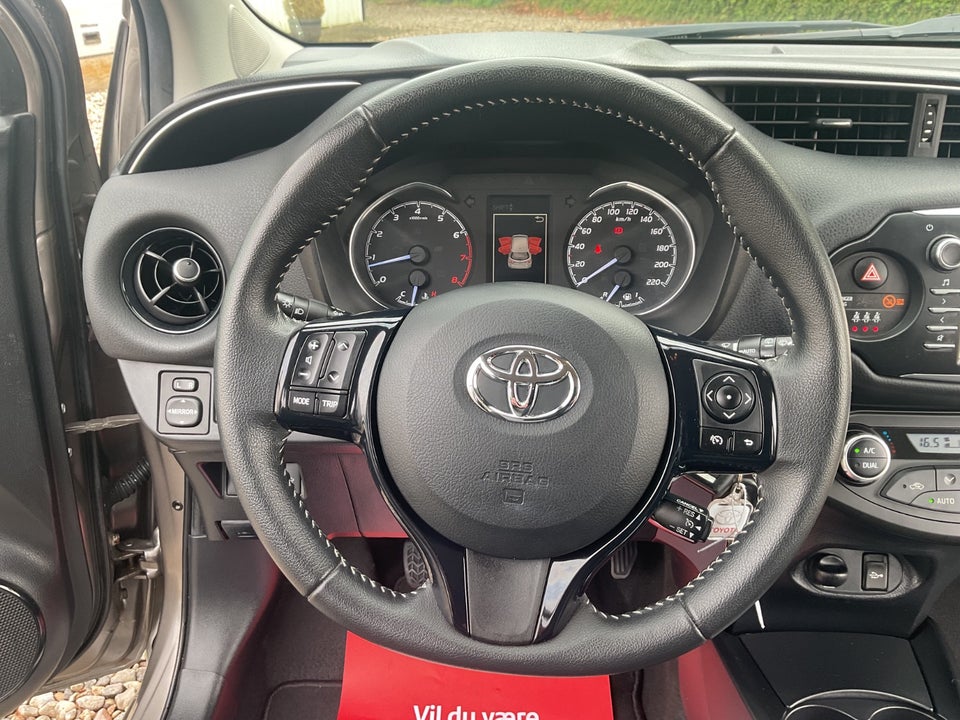 Toyota Yaris 1,5 VVT-iE T2 Premium 5d