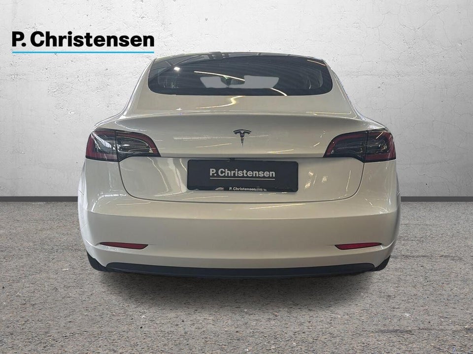Tesla Model 3 RWD 4d