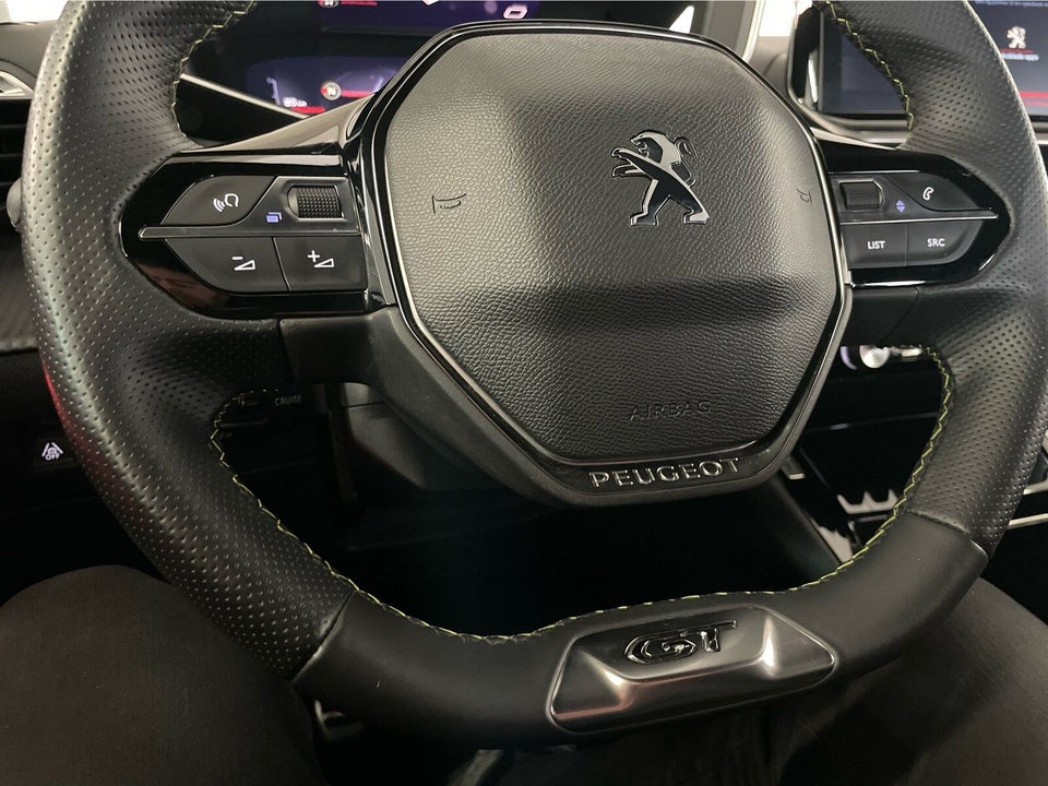 Peugeot 208 1,2 PureTech 100 GT 5d