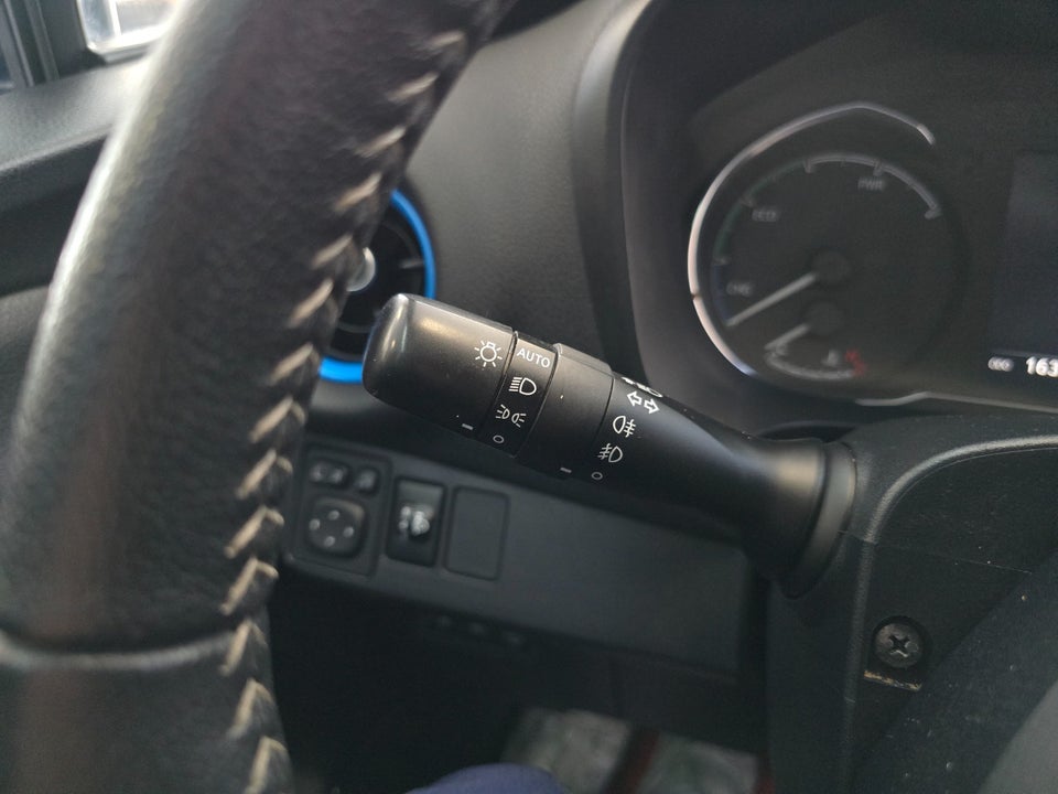 Toyota Yaris 1,5 Hybrid H3 Limited e-CVT 5d