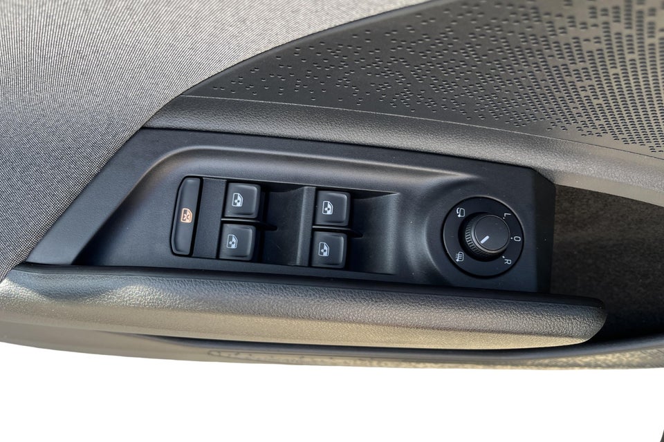 Skoda Enyaq 60 iV Plus 5d